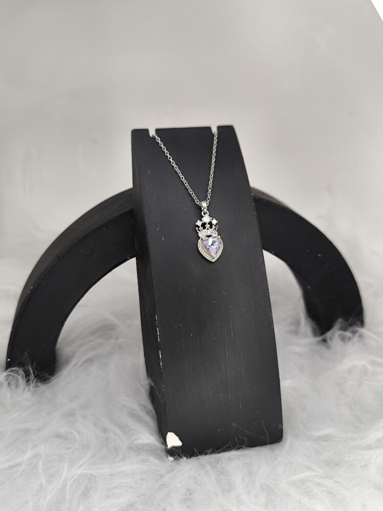 گردنبند جواهری قلب و تاج