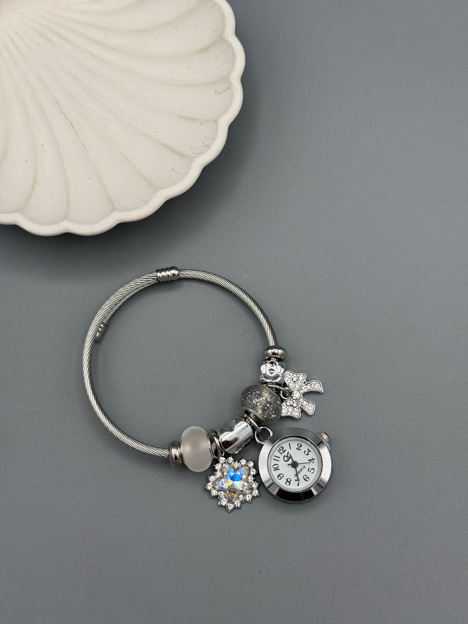  دستبند پاندورا ساعت دار 