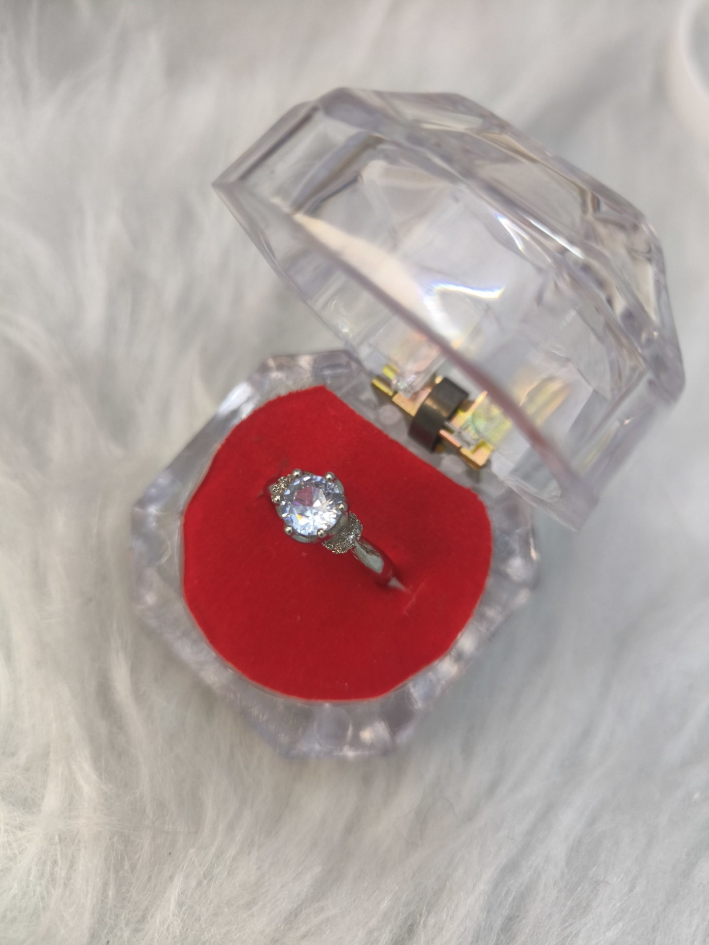  انگشتر جواهری زنانه (فری سایز) 