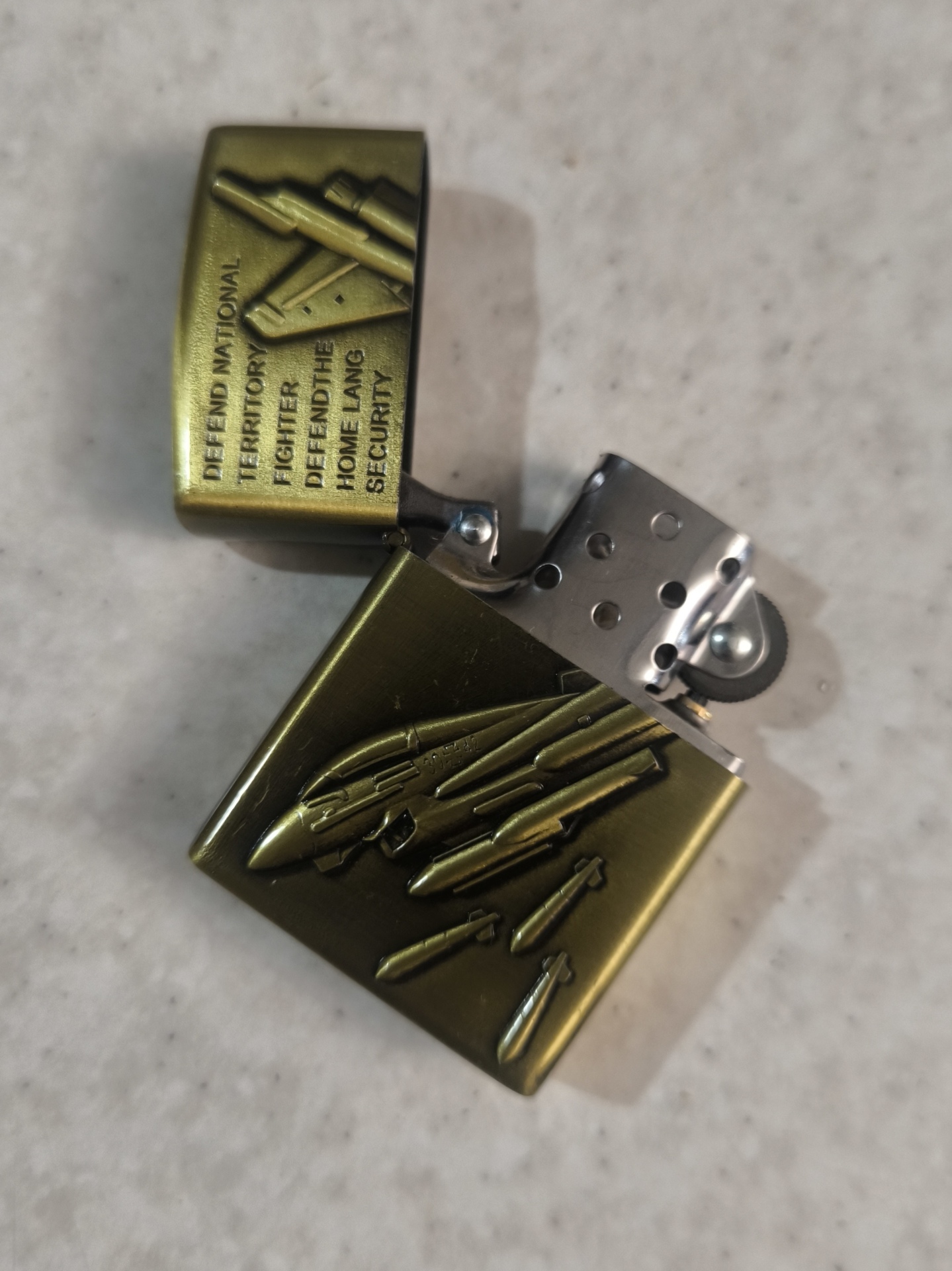  فندک ست سه تایی(فندک/فیلتر سیگار/بنزین) 