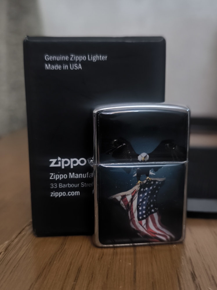 فندک طرح زیپو بنزینی طرح عقاب پرچم آمریکا