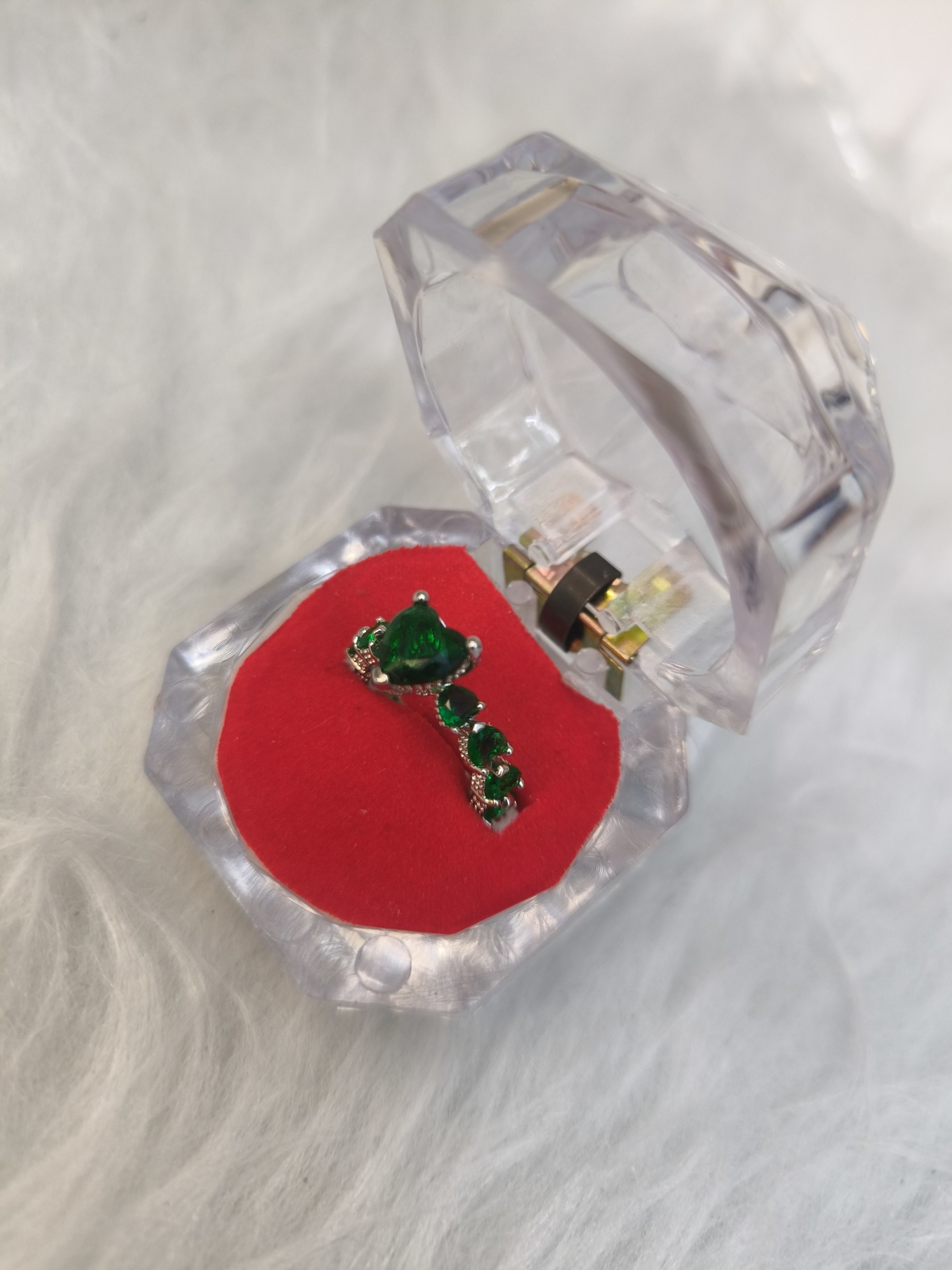  انگشتر جواهری زنانه فول نگین(فری سایز) 