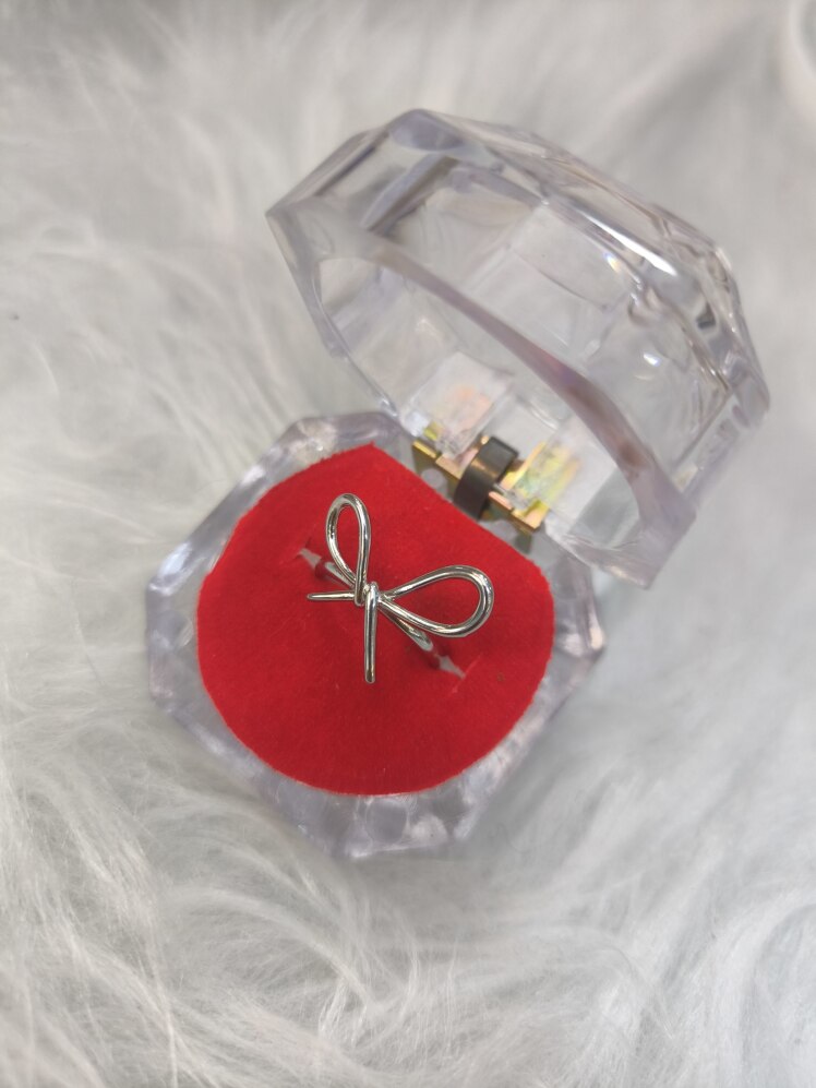 انگشتر جواهری زنانه (فری سایز)