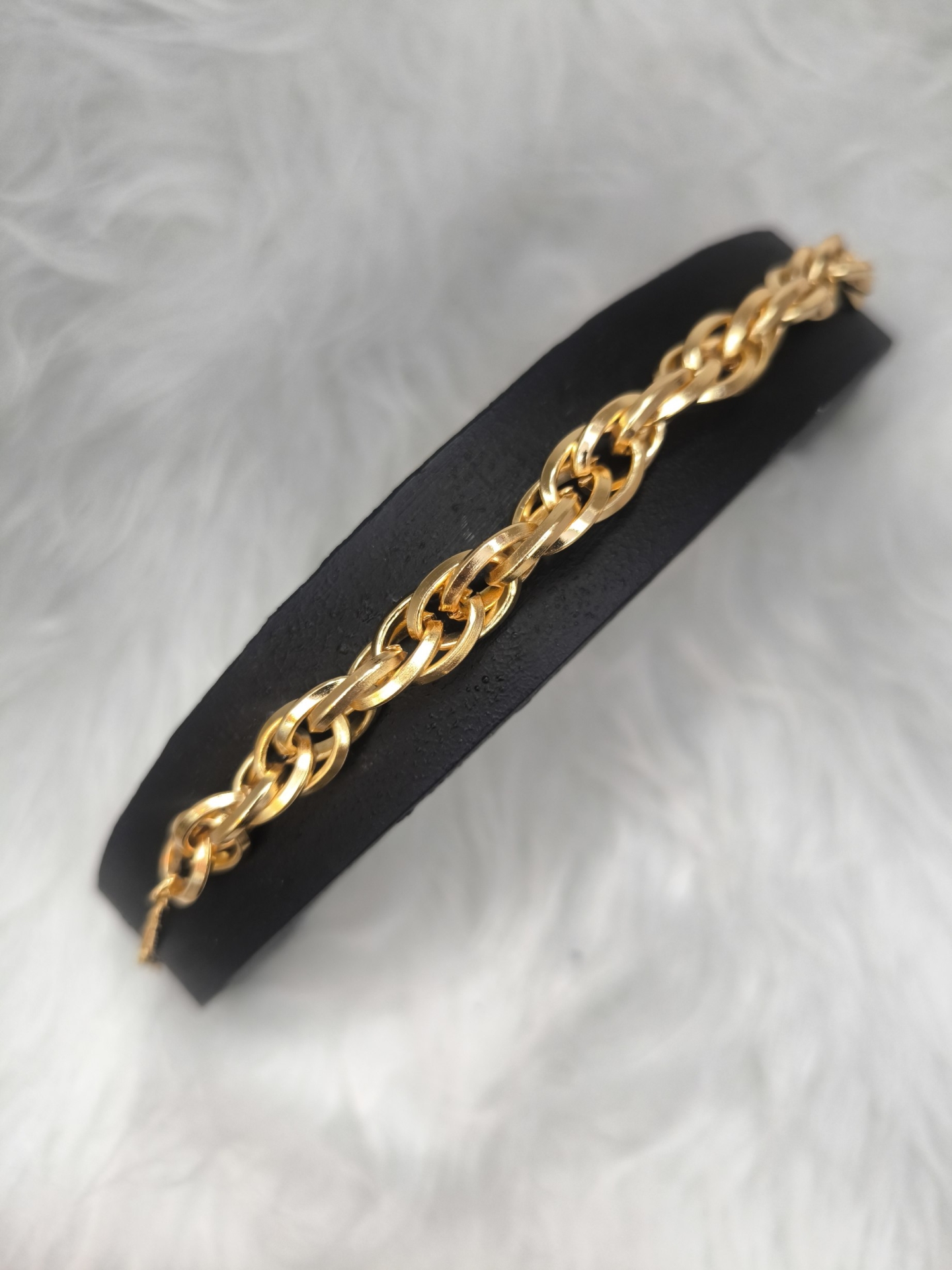  دستبند زنانه 