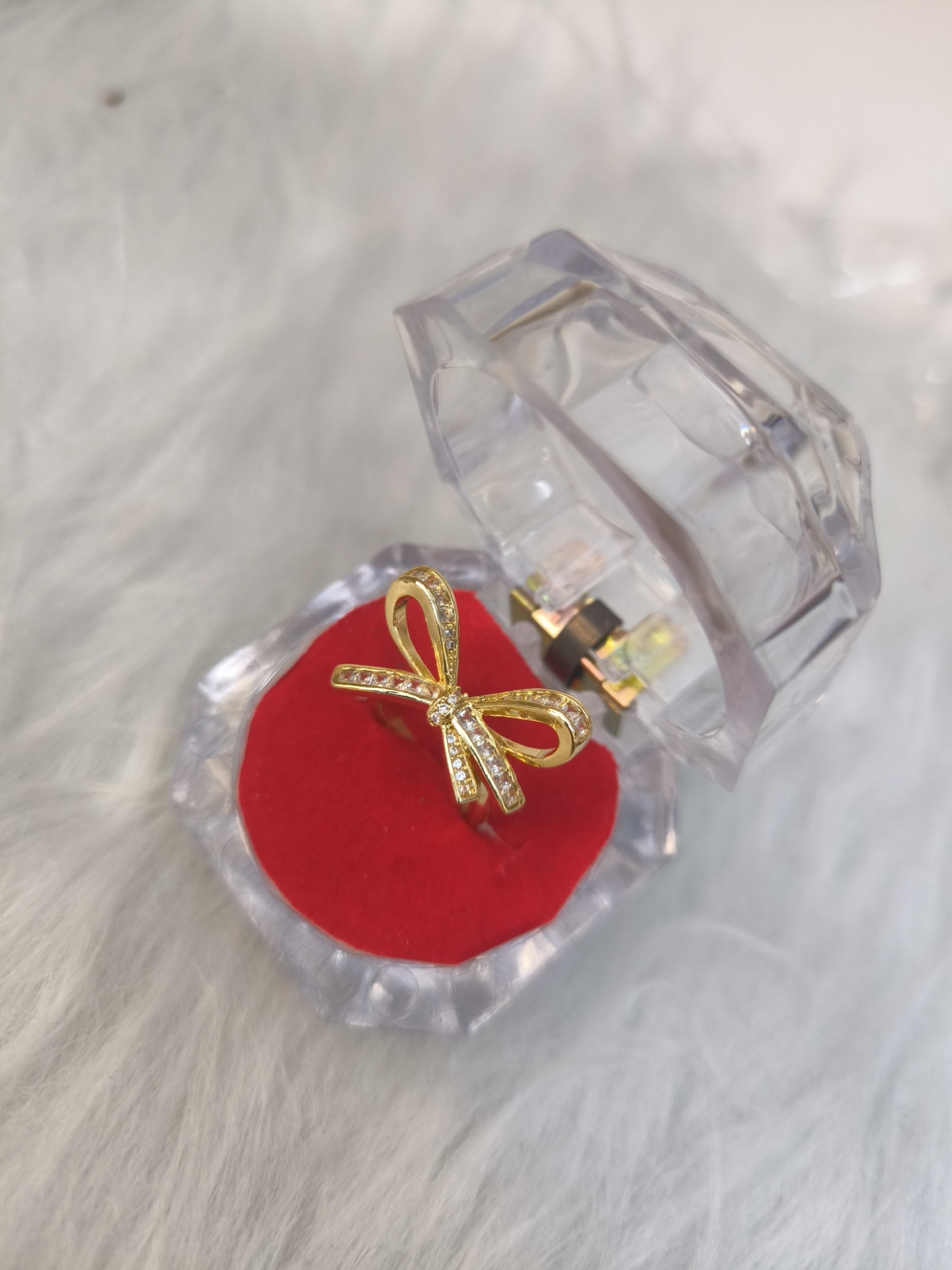  انگشتر جواهری زنانه (فری سایز) 