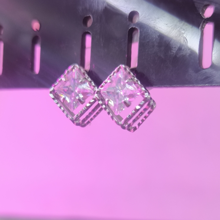 گوشواره استیل رنگ ثابت