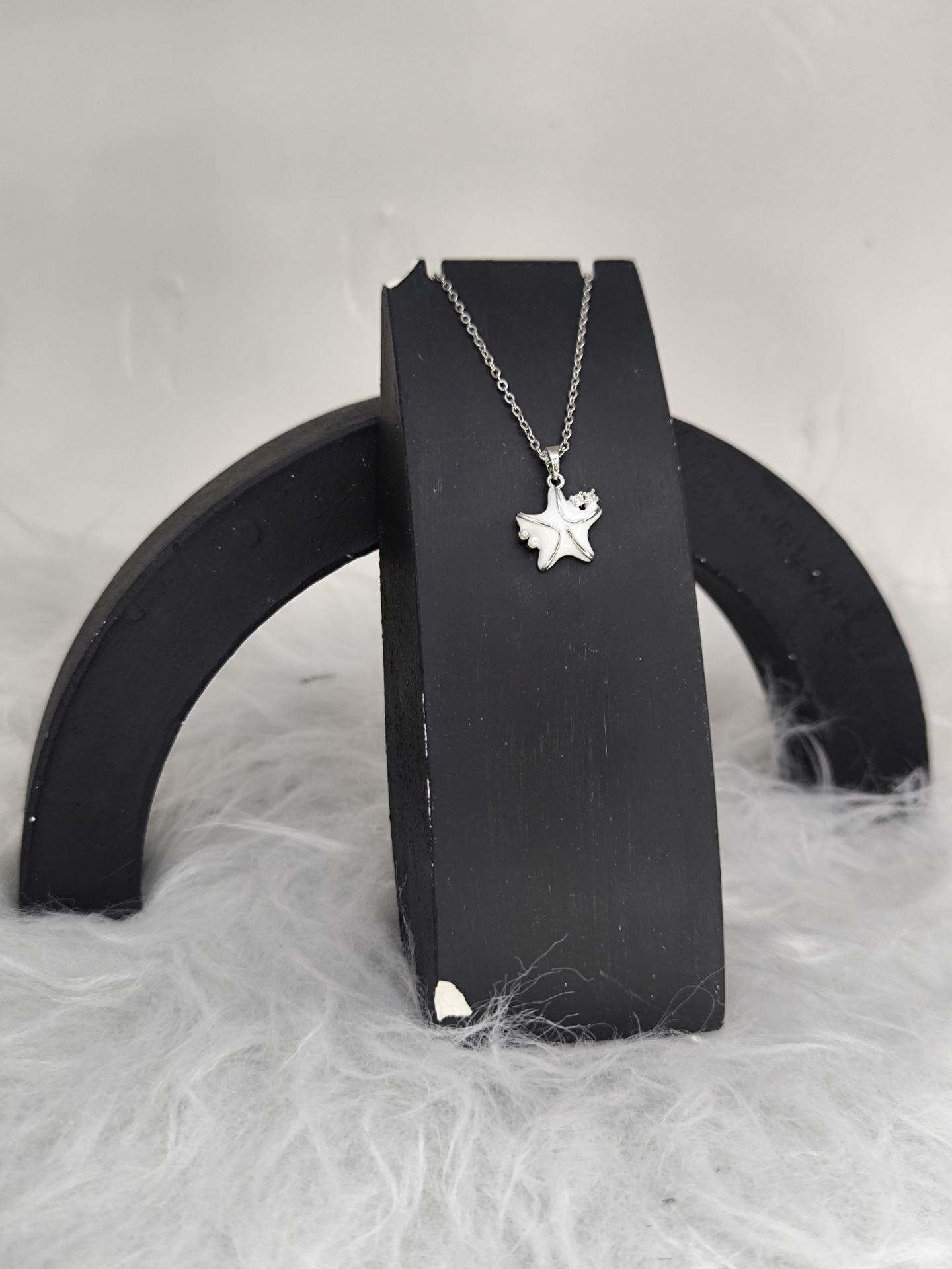  گردنبند جواهری طرح ستاره 