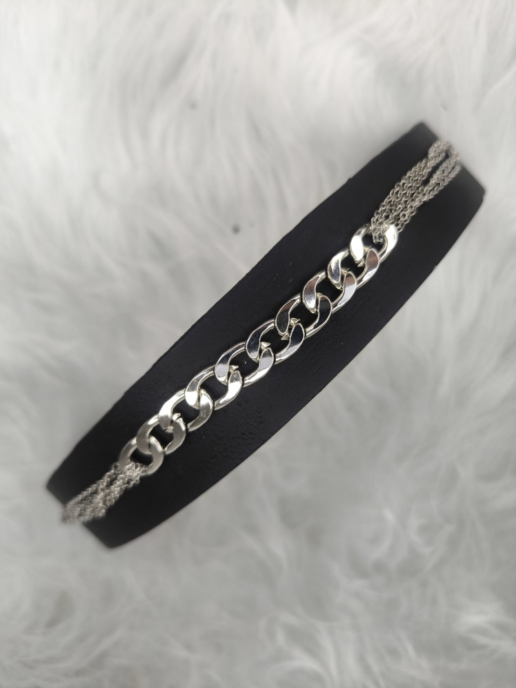 دستبند زنانه