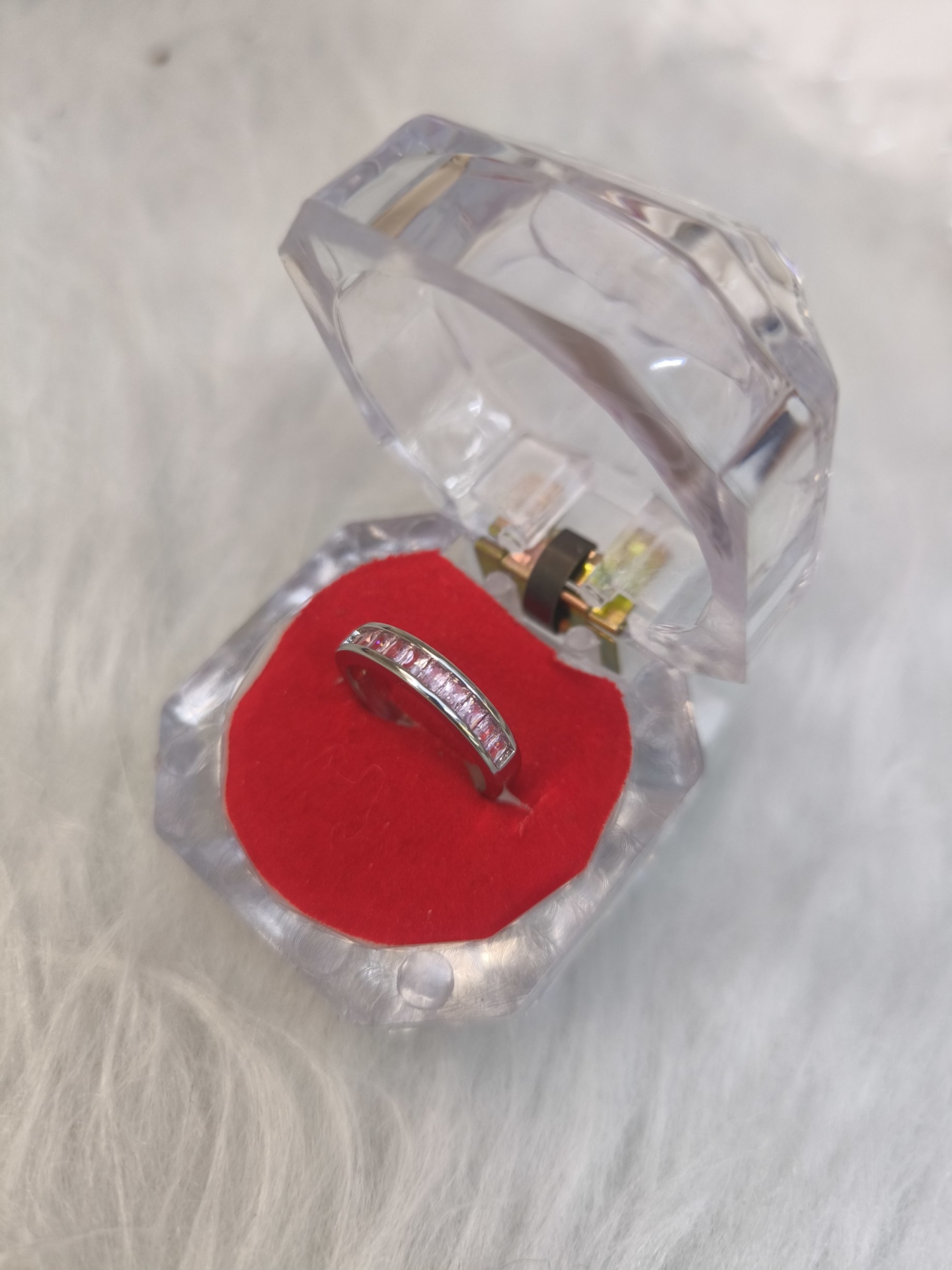  انگشتر جواهری زنانه (فری سایز) 