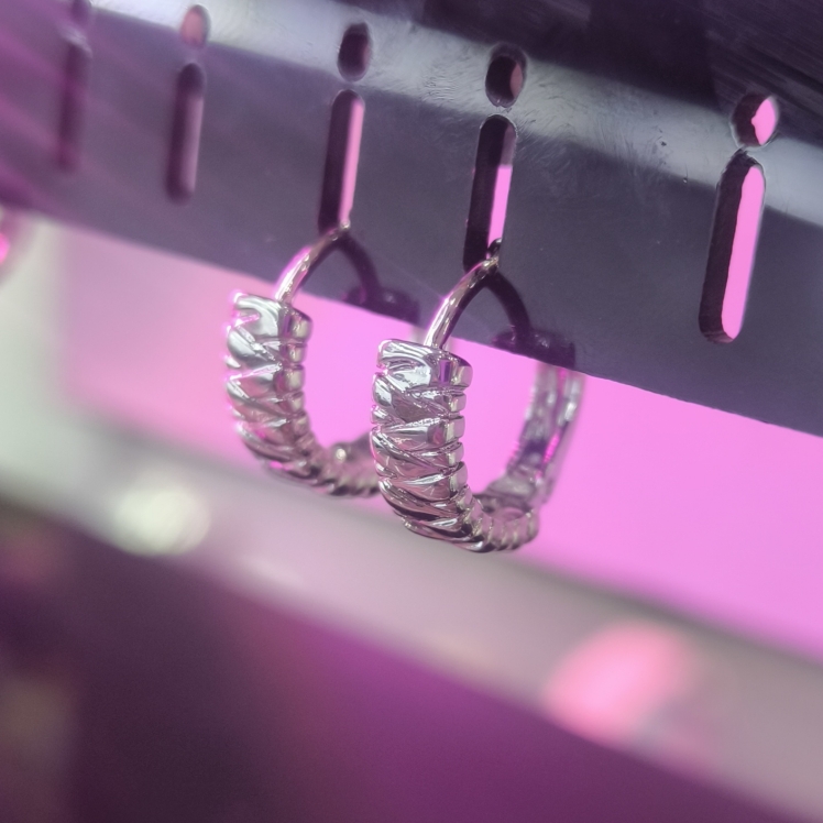 گوشواره استیل رنگ ثابت