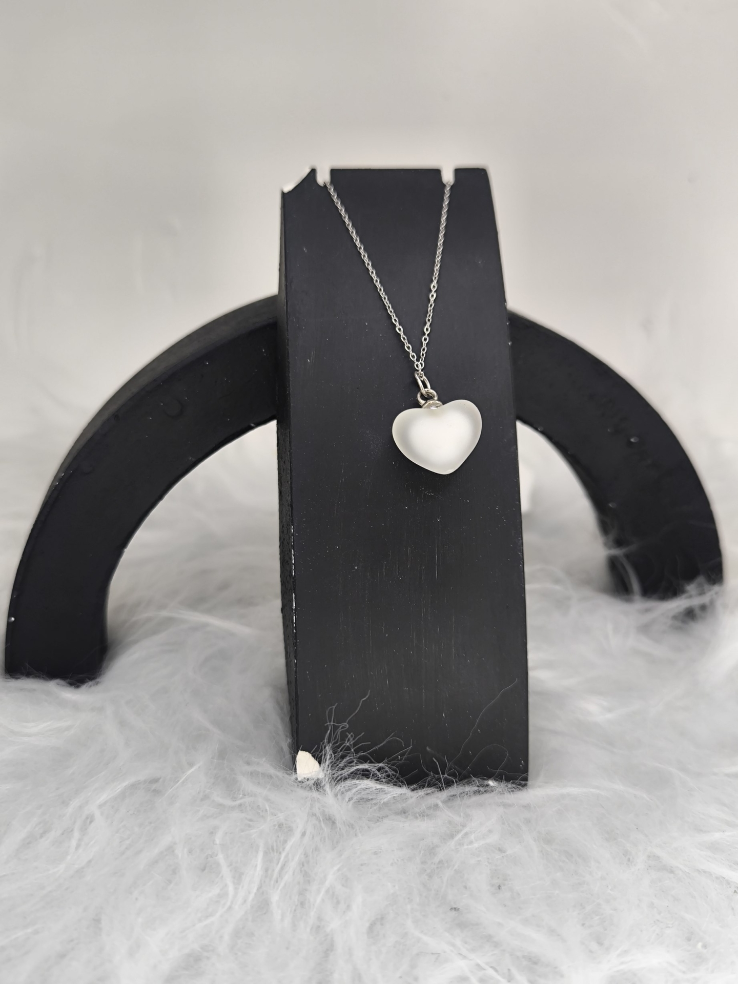  گردنبند قلب سفید 