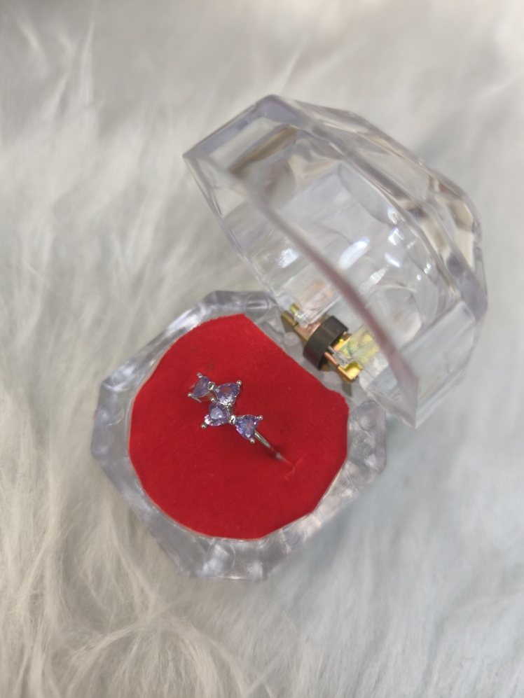 انگشتر جواهری زنانه (فری سایز)