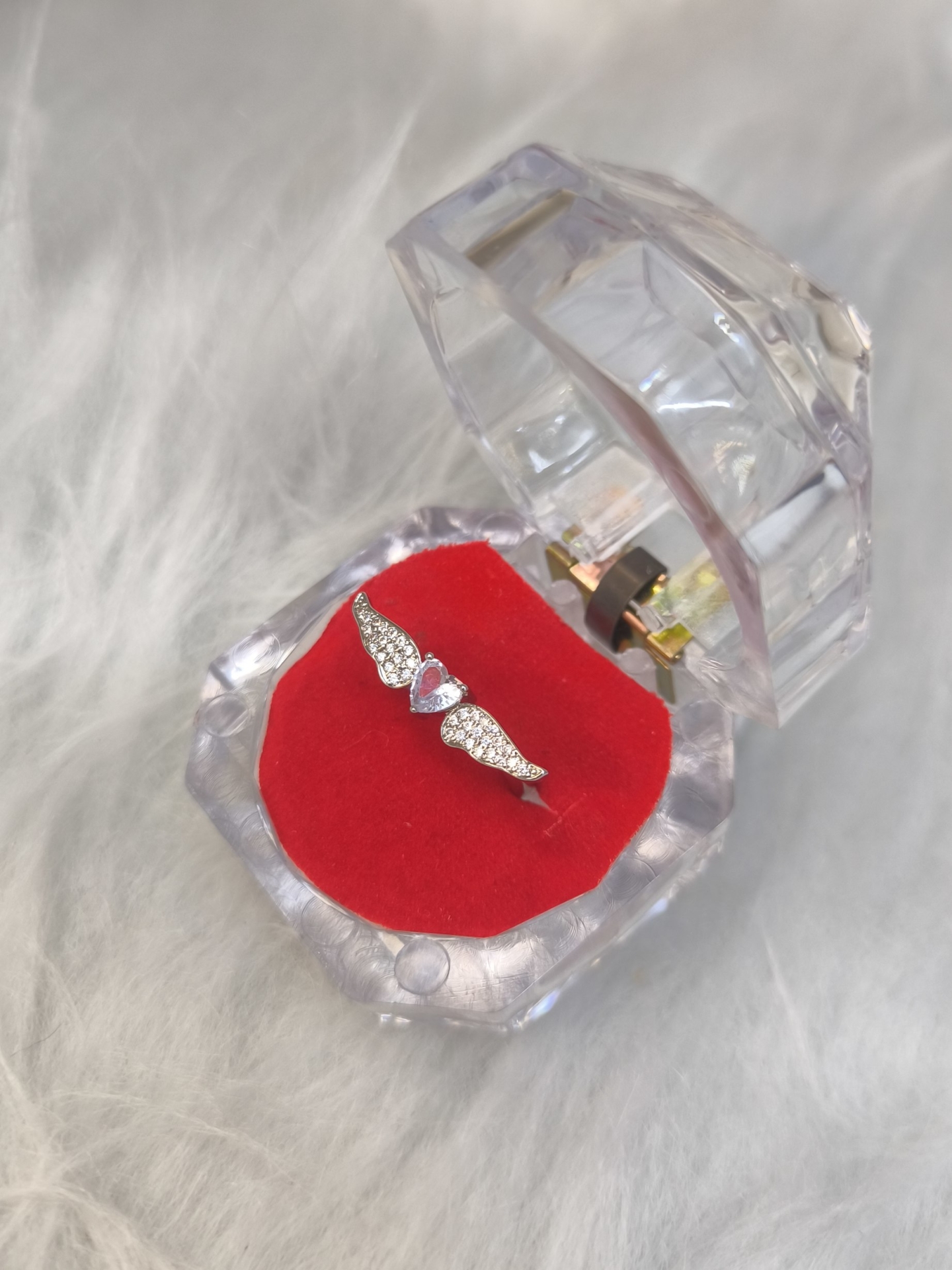  انگشتر جواهری زنانه (فری سایز) 