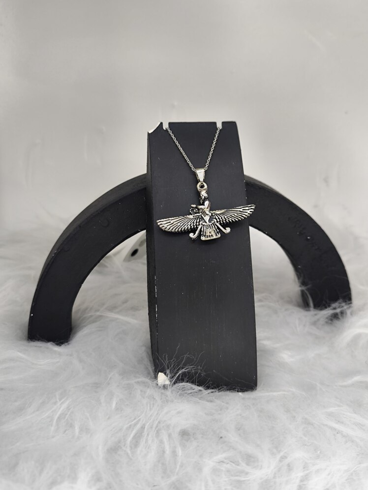 گردنبند طرح فروهر