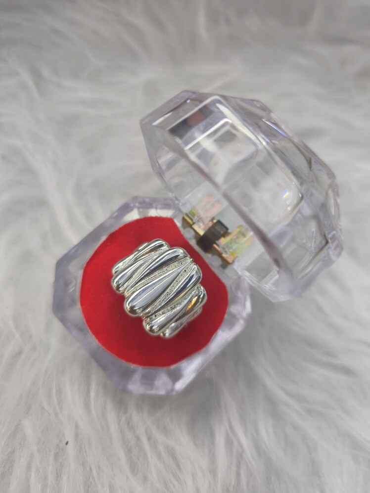 انگشتر آبکاری نقره (فری سایز)