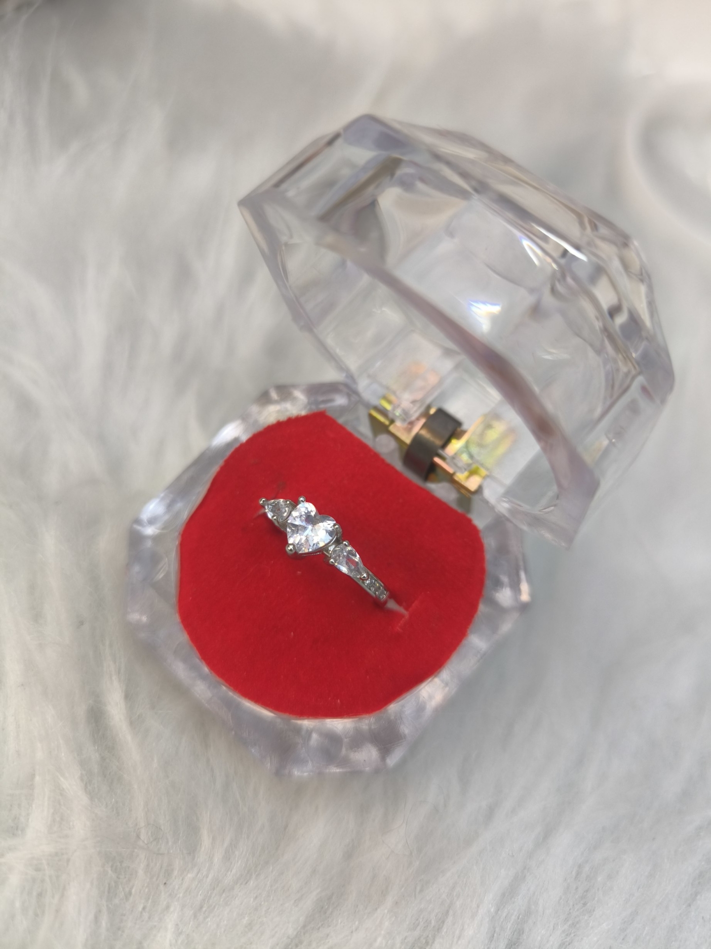  انگشتر جواهری زنانه (فری سایز) 