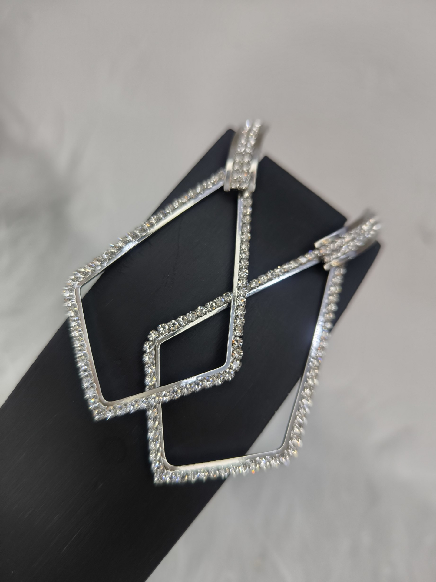  گوشواره جواهری فشن 