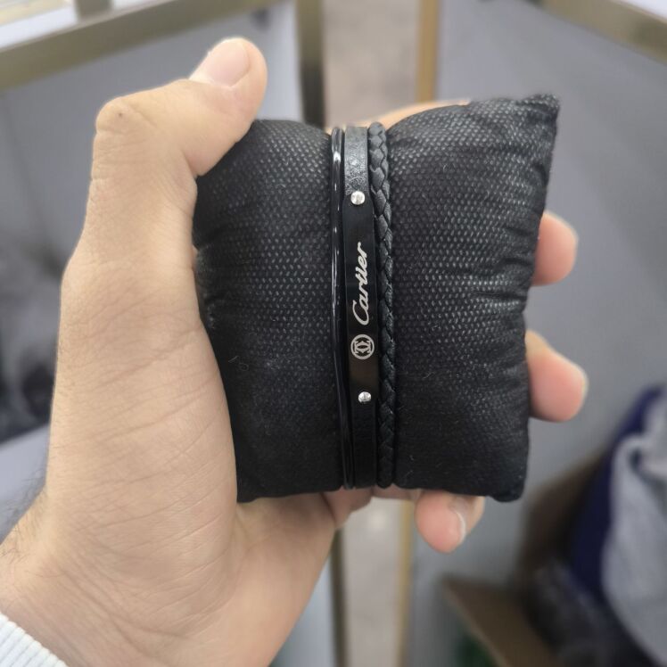 دستبند چرم مردانه