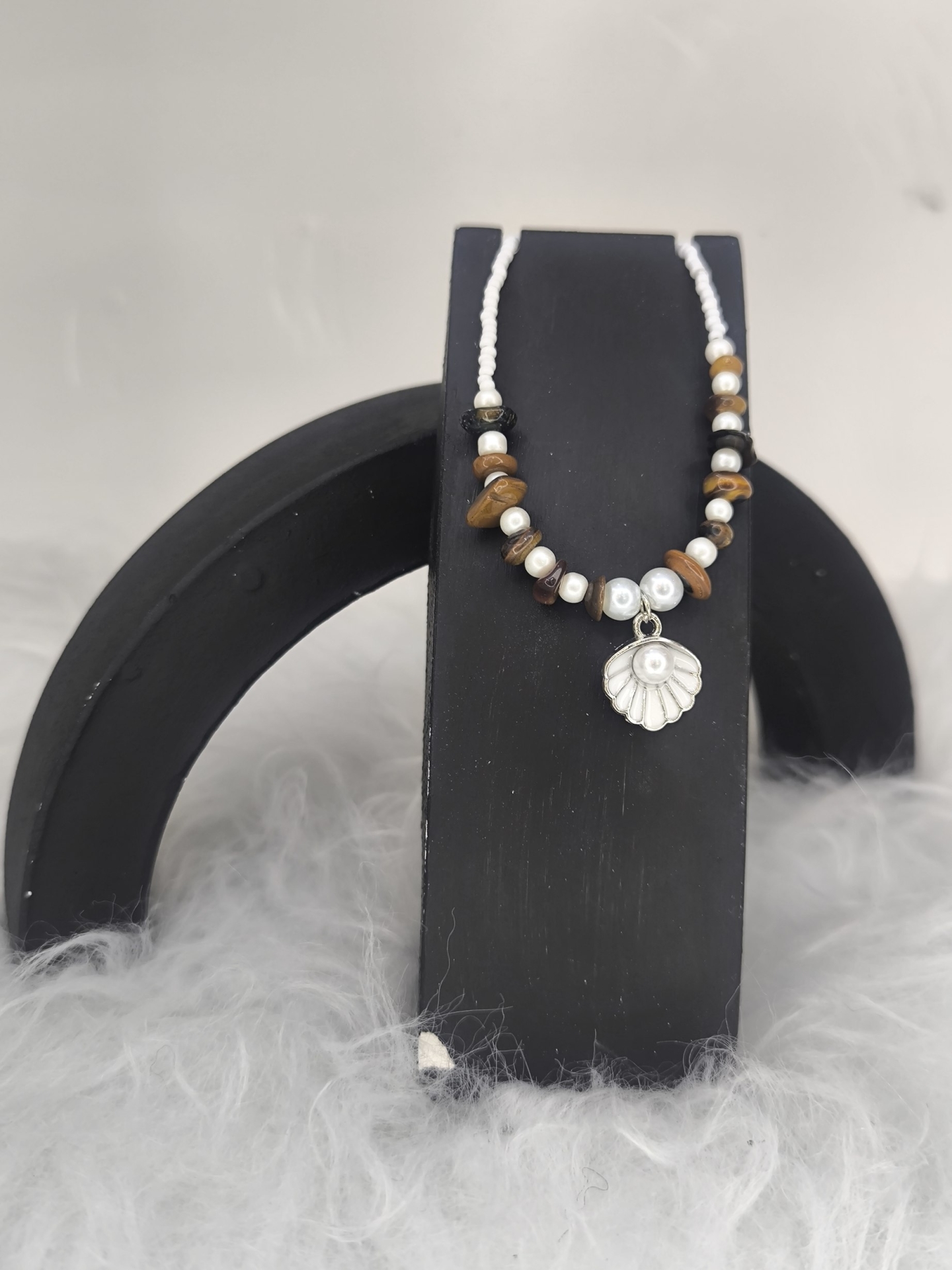  گردنبند سنگ و صدف 