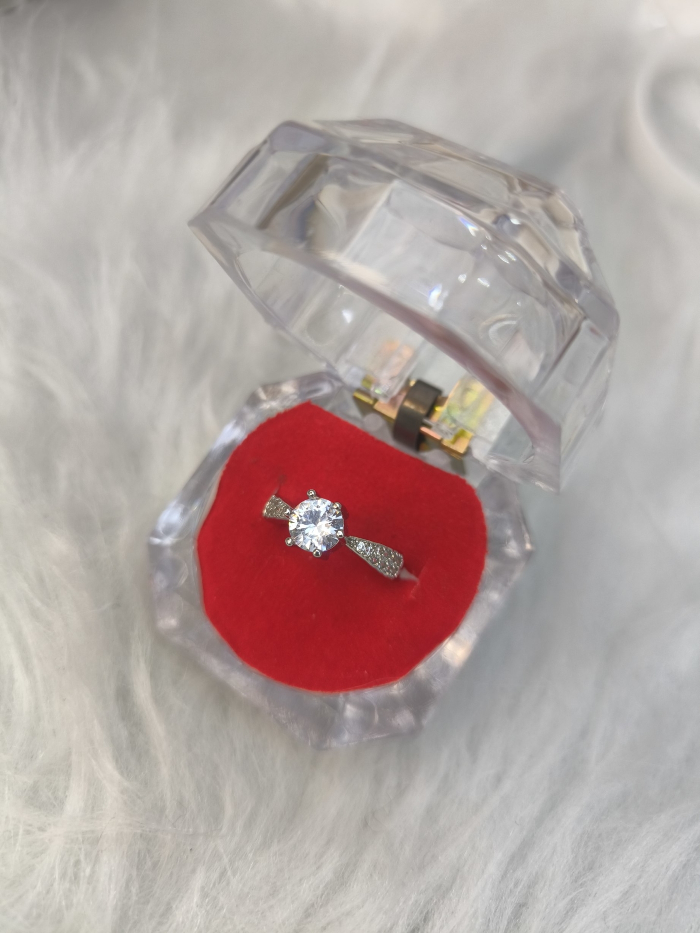  انگشتر جواهری زنانه (فری سایز) 