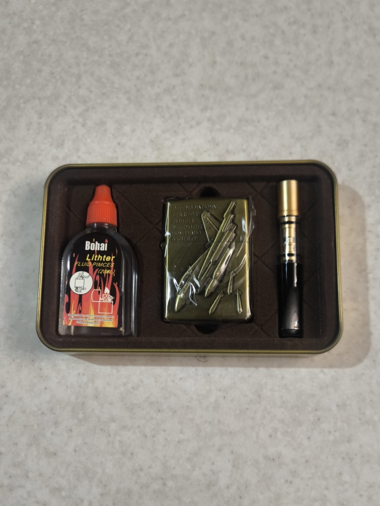 فندک ست سه تایی(فندک/فیلتر سیگار/بنزین)