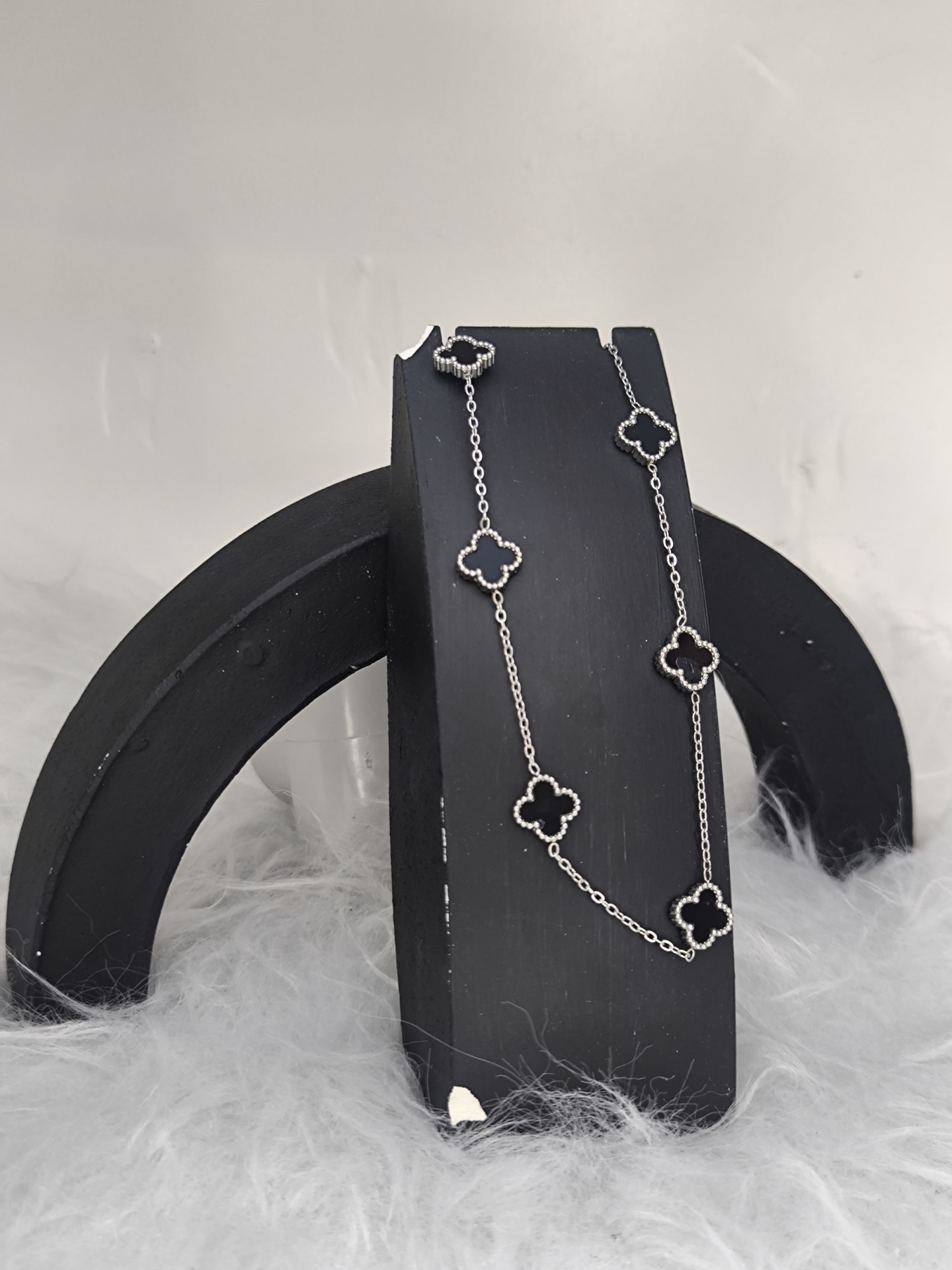  گردنبند ونکلیف مشکی 