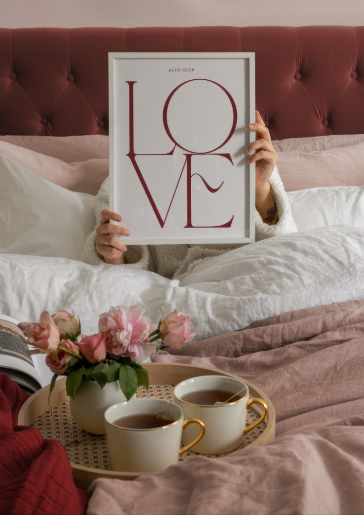 تابلو تایپوگرافی ( تمام چیزی که نیاز داری عشق است ) کد 3135