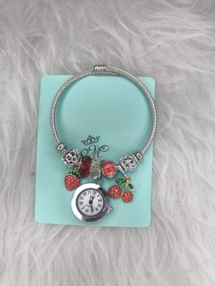 دستبند پاندورا ساعت دار