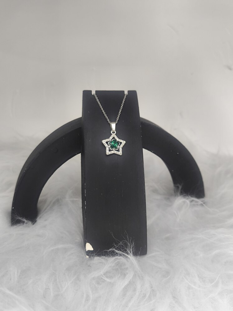 گردنبند جواهری طرح ستاره