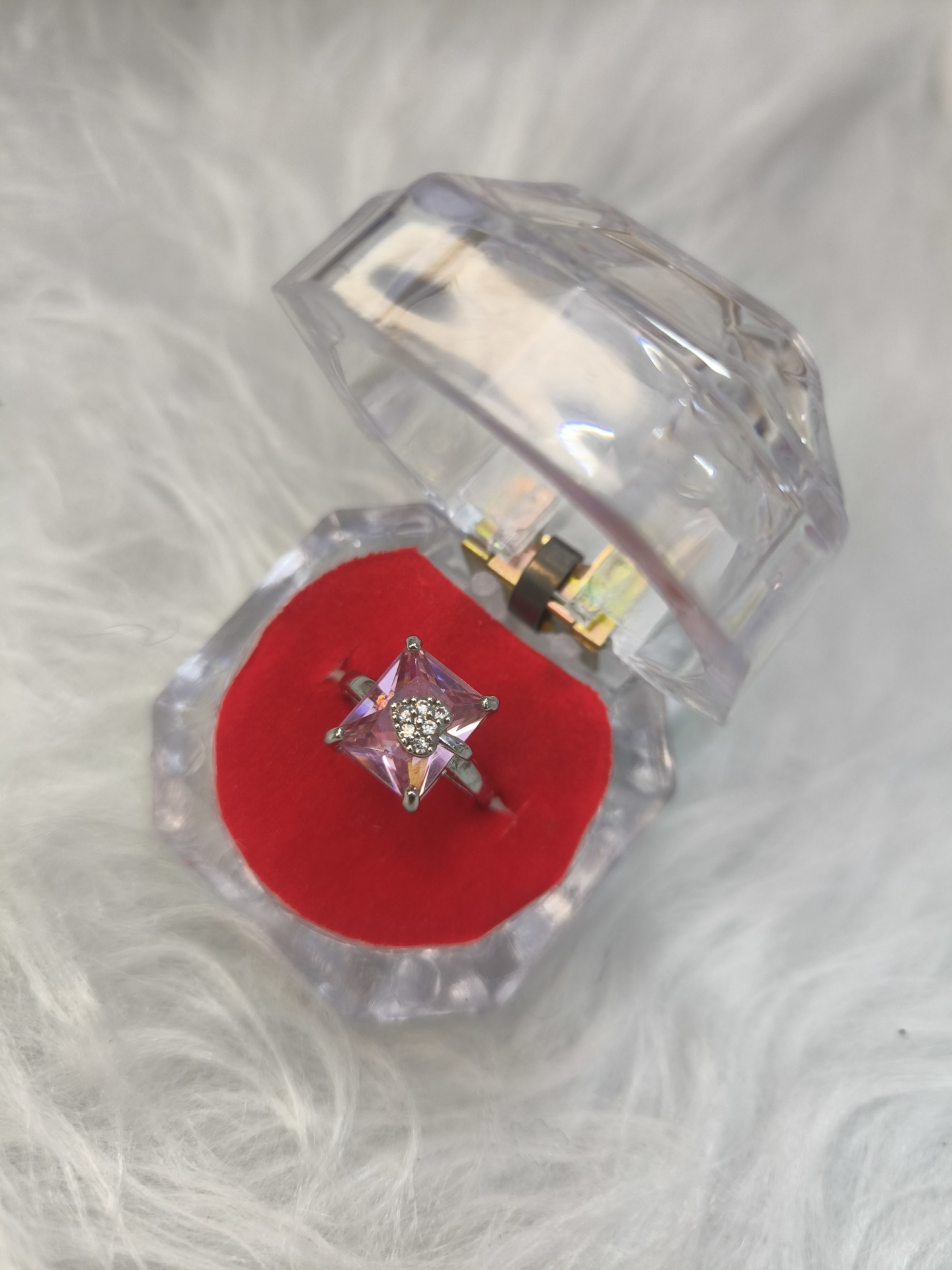  انگشتر جواهری زنانه (فری سایز) 