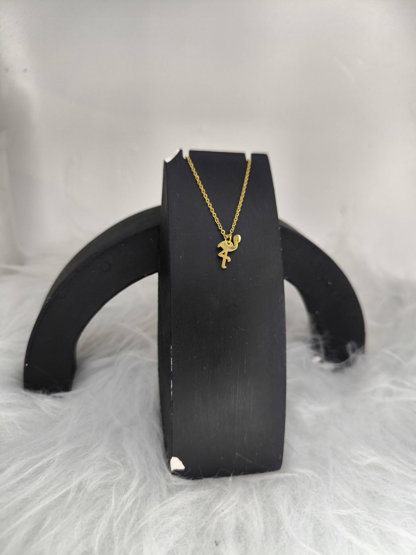  گردنبند جواهری طرح پروانه 