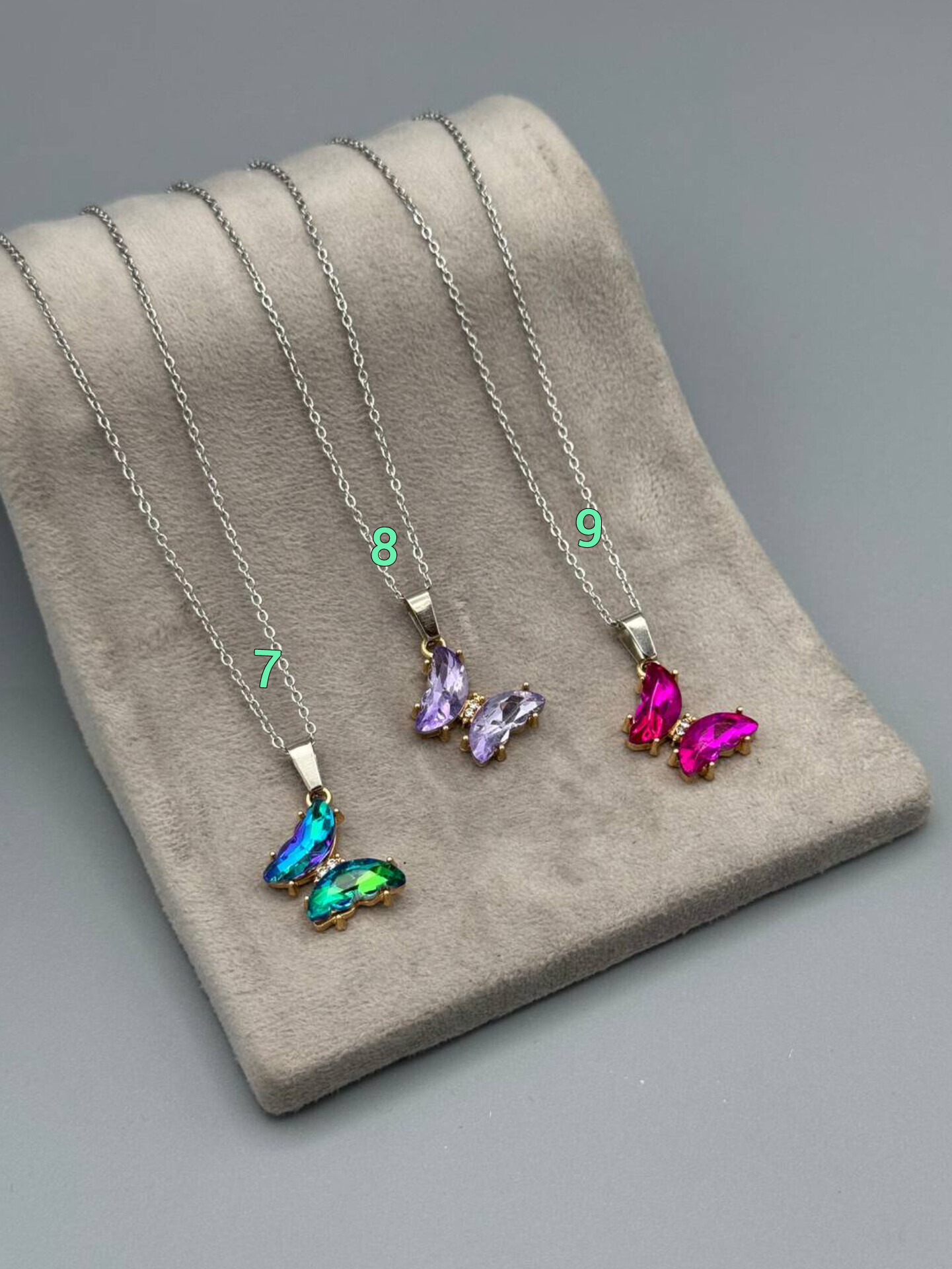  گردنبند پروانه 