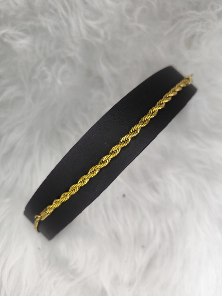 دستبند زنانه