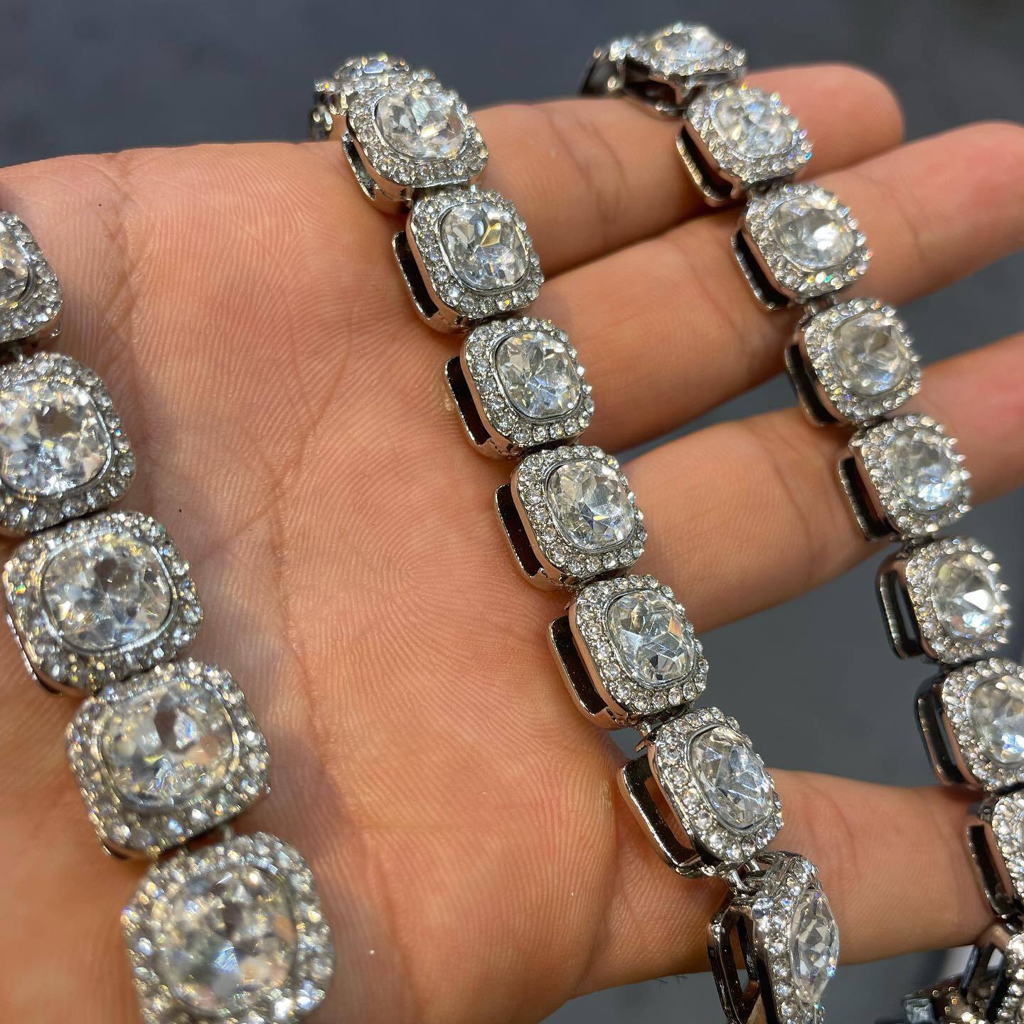  گردنبند و دستبند فول نگین تنیسی 