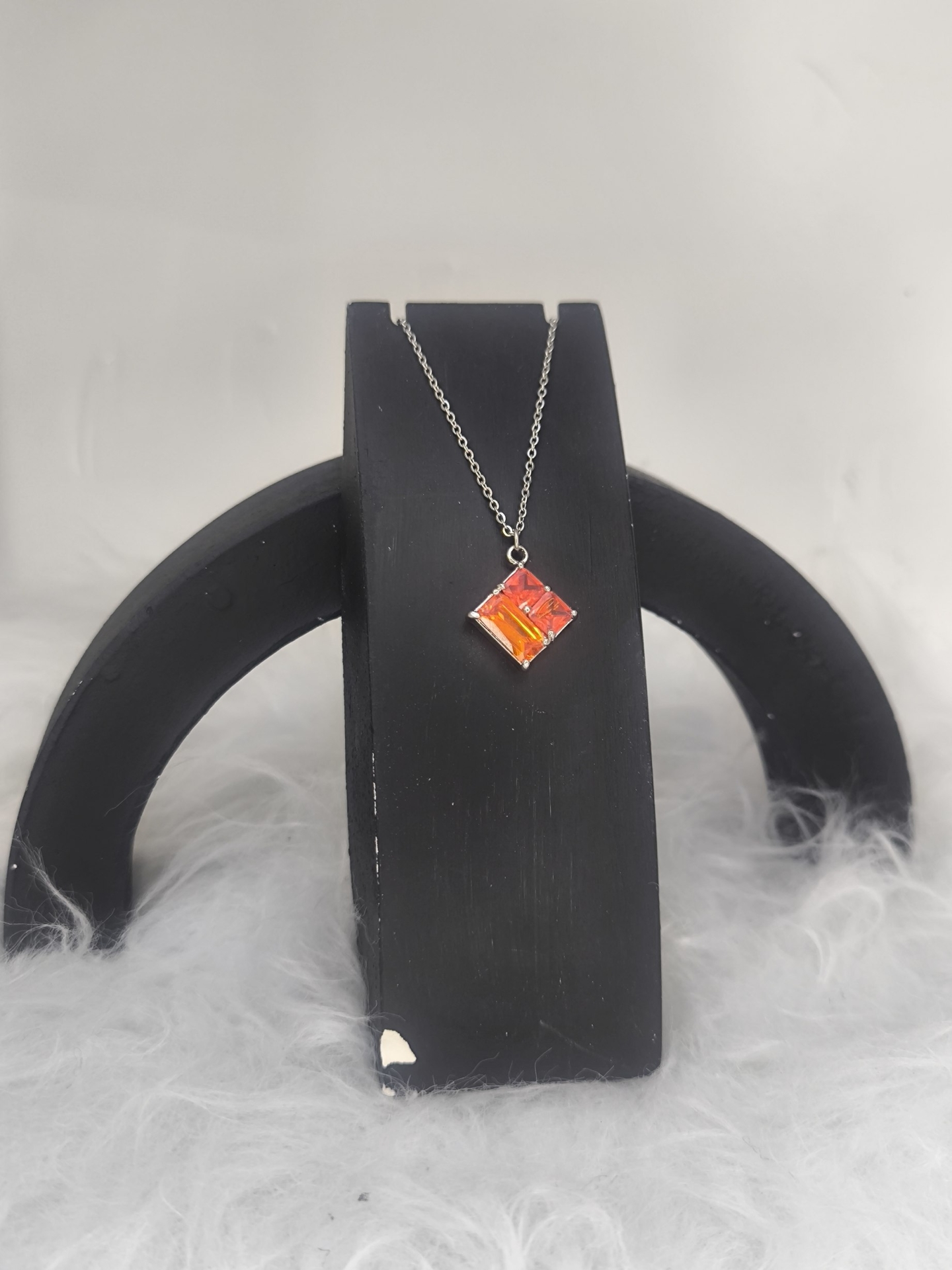  گردنبند جواهری 