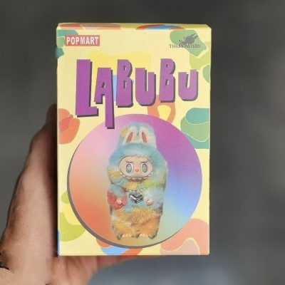  عروسک لبوبو شانسی رنگین کمان گردنبندی 