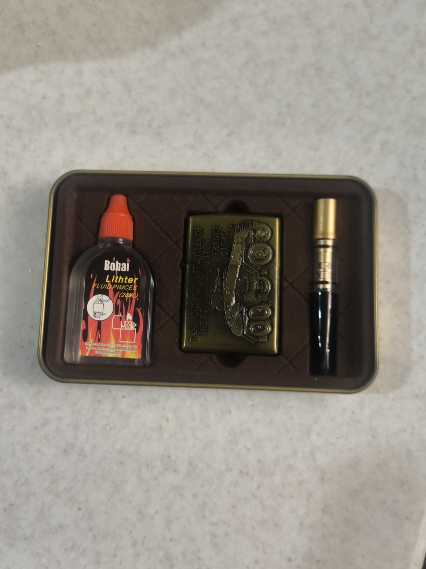  فندک ست سه تایی طرح ماشین (فندک/فیلتر سیگار/بنزین) 