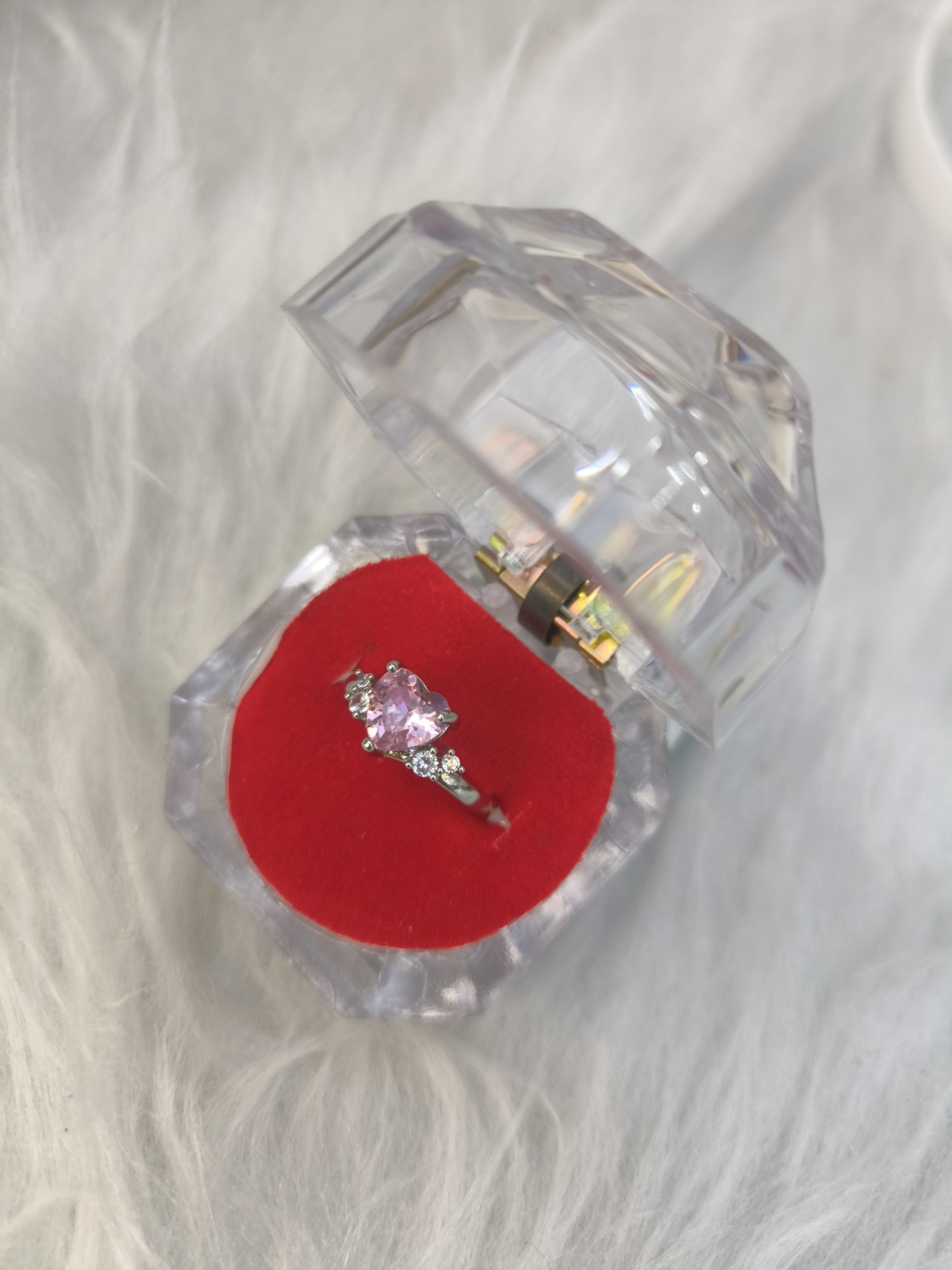  انگشتر جواهری زنانه (فری سایز) 