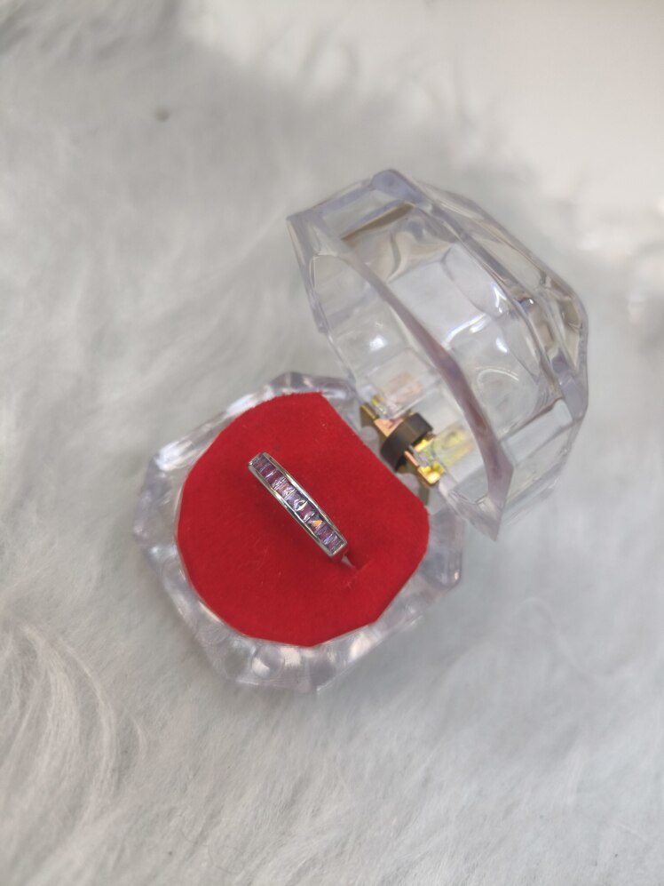 انگشتر جواهری زنانه (فری سایز)