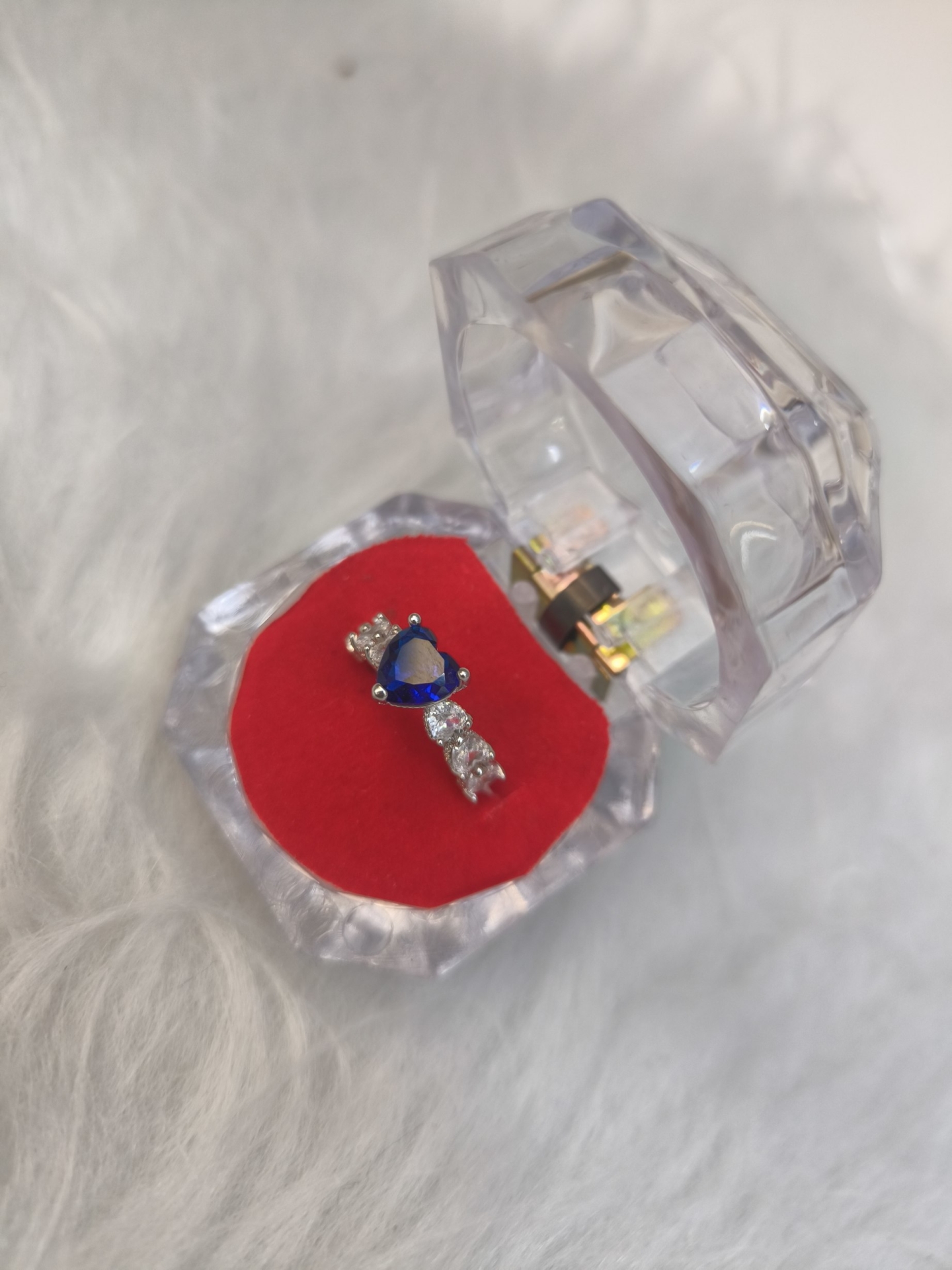  انگشتر جواهری زنانه نصف نگین(فری سایز) 