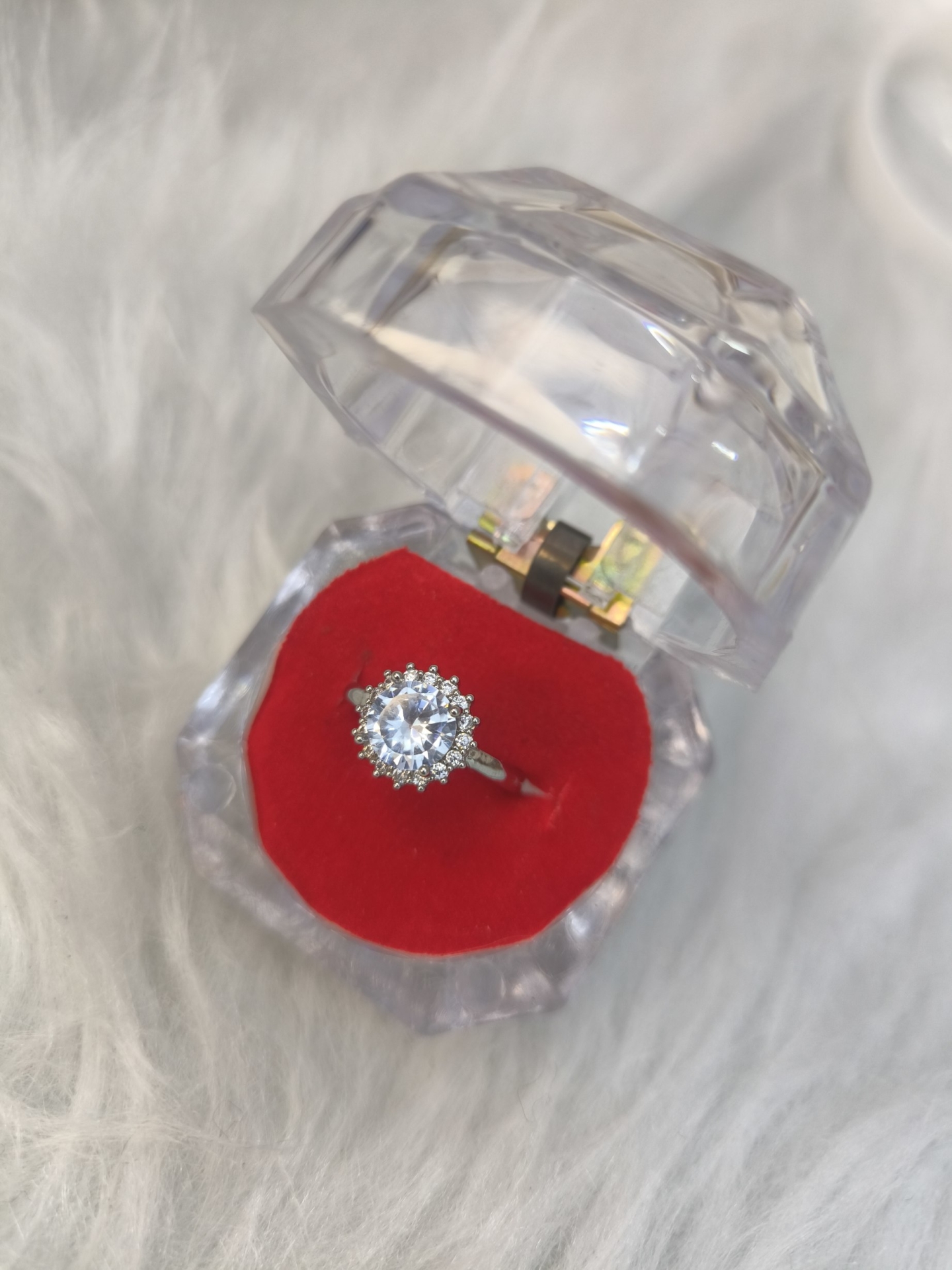  انگشتر جواهری زنانه (فری سایز) 