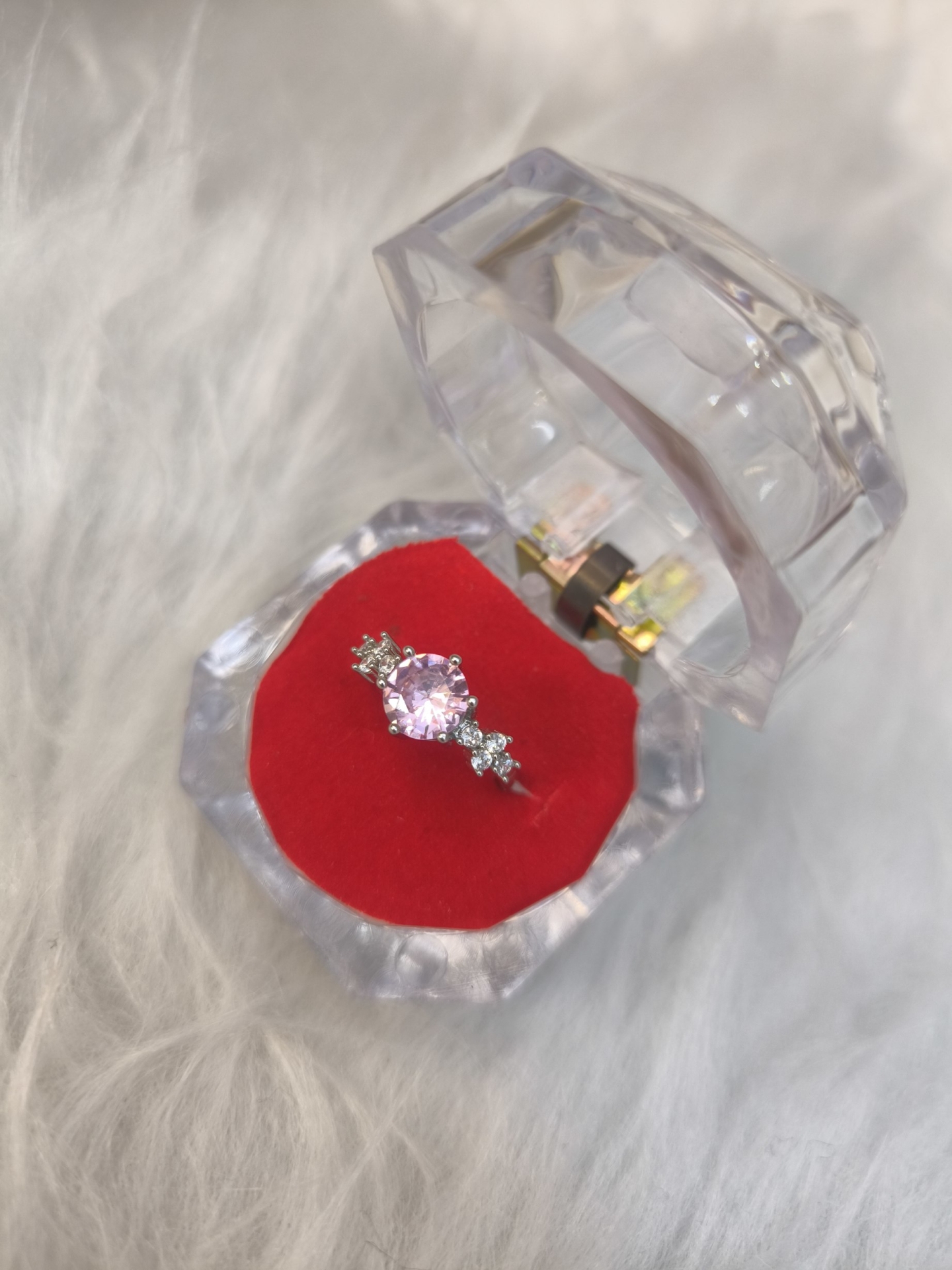  انگشتر جواهری زنانه (فری سایز) 