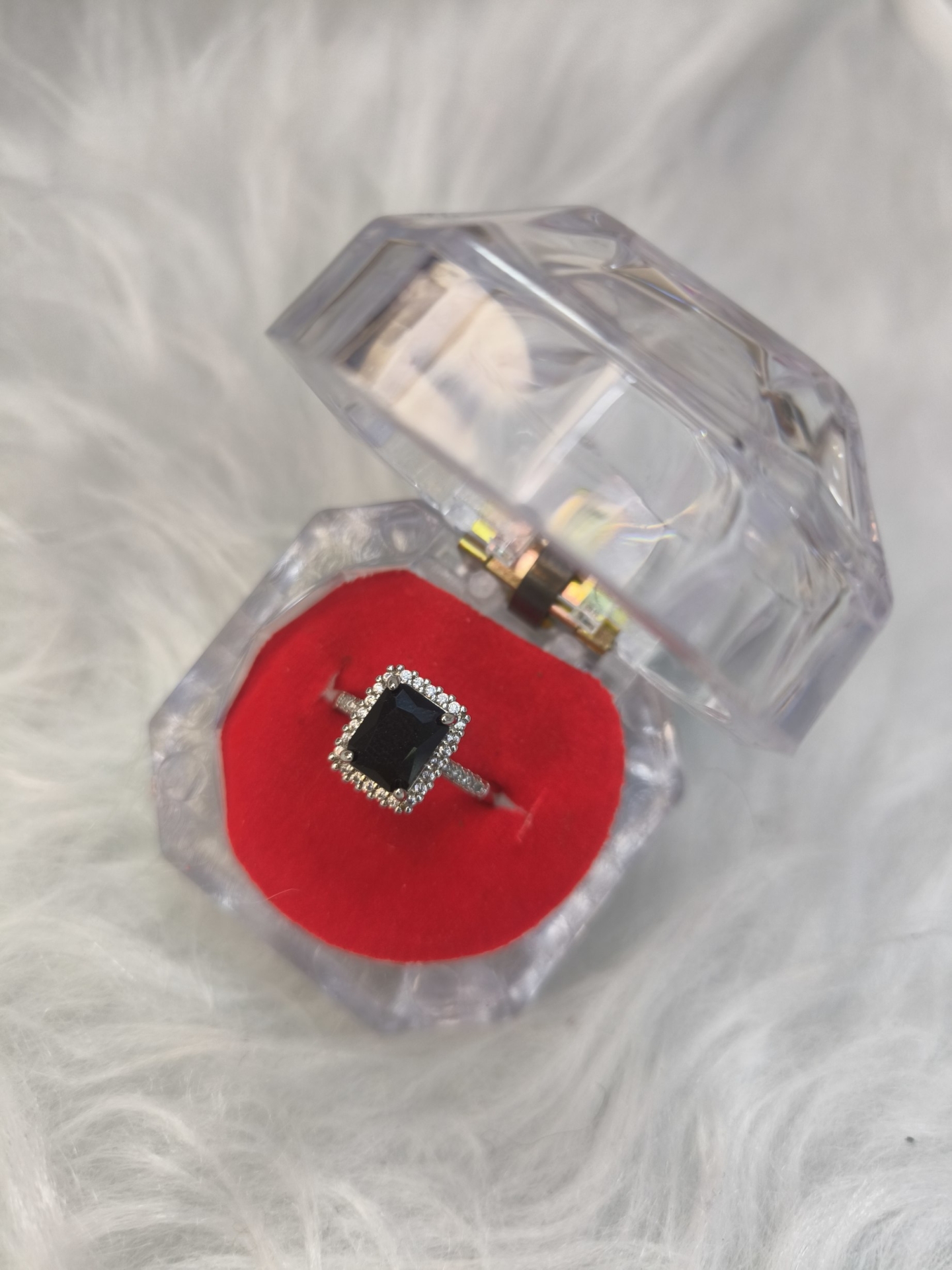  انگشتر جواهری زنانه (فری سایز) 