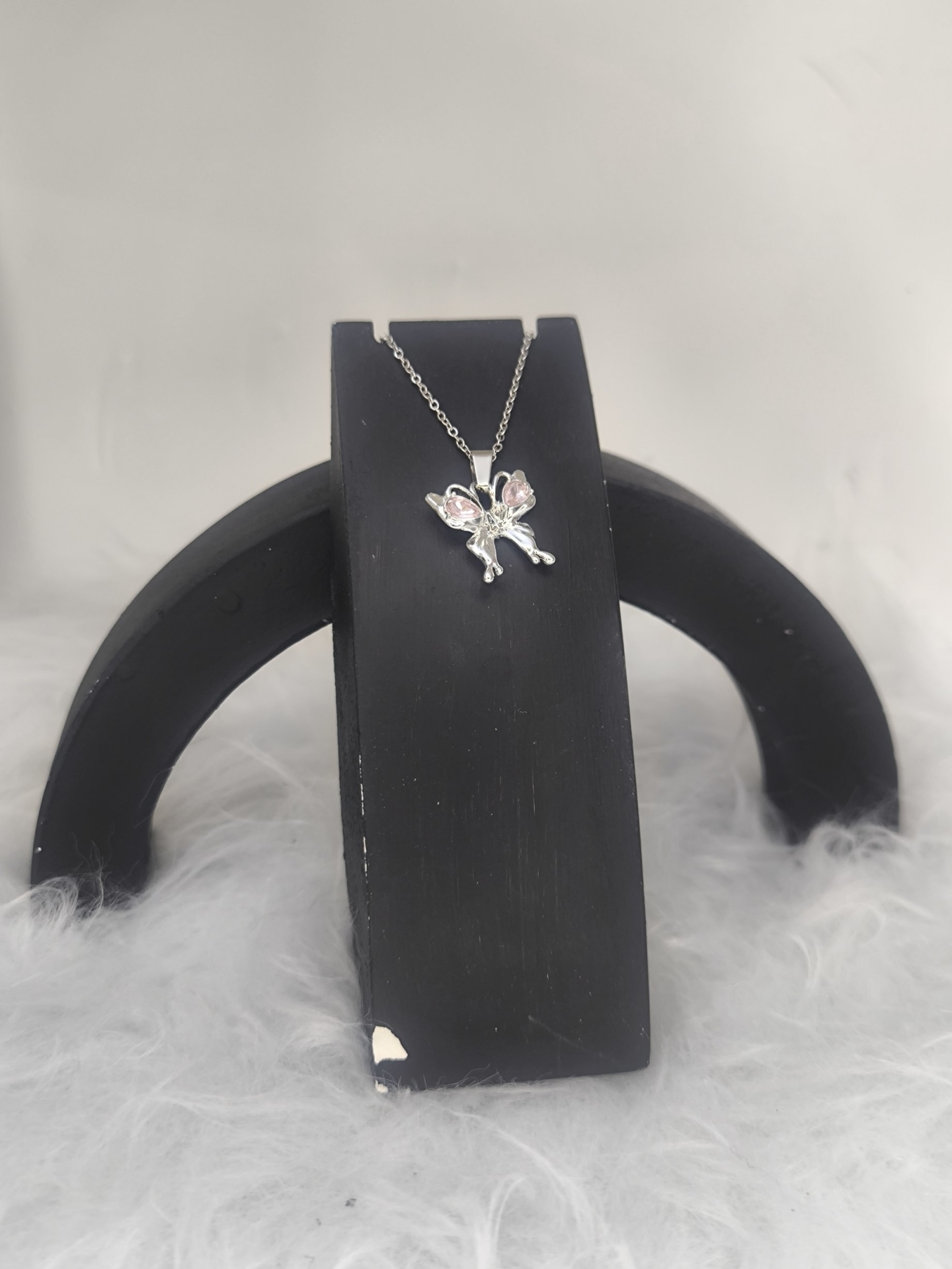  گردنبند جواهری طرح پاپیون 