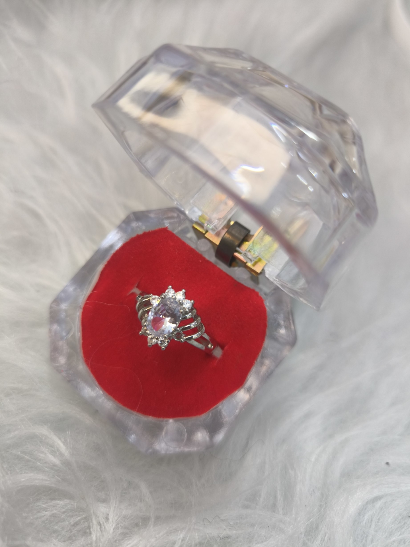  انگشتر جواهری زنانه (فری سایز) 