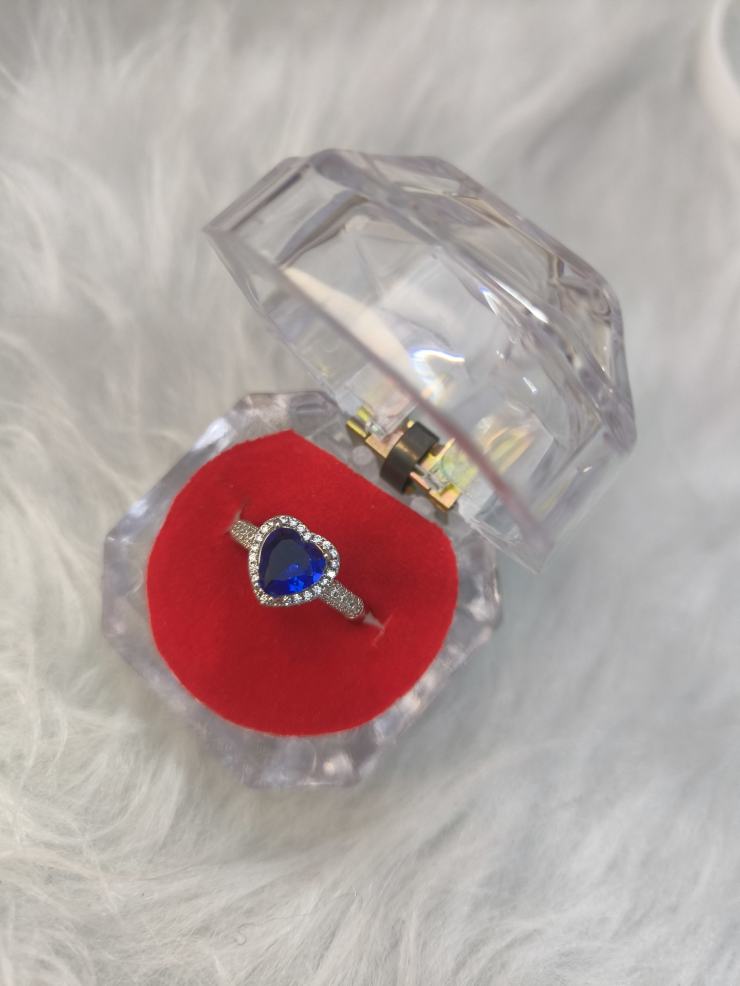  انگشتر جواهری زنانه (فری سایز) 