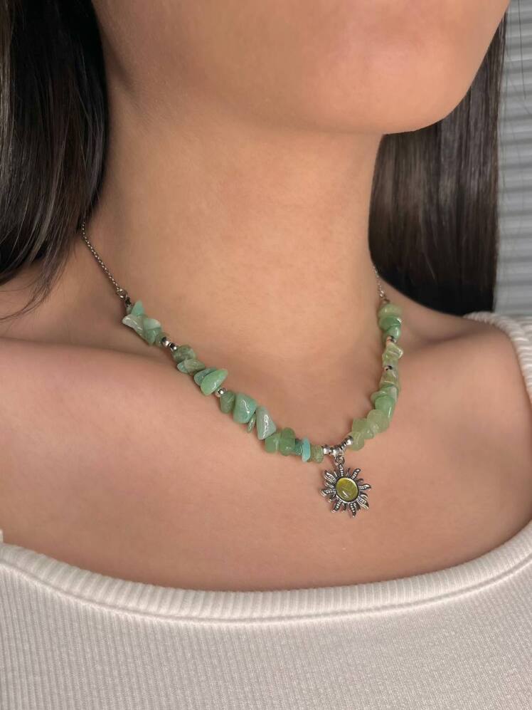 گردنبند زنجیر و سنگ